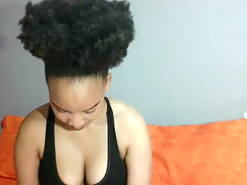 Snapshot of SmallSlut5 chatting on November 9, 2:04 pm SmallSlut5 online show from November 9, 2:04 pm