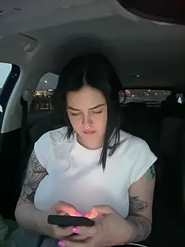 Snapshot of NaomiSquirts chatting on February 8, 5:08 pm NaomiSquirts online show from February 8, 5:08 pm