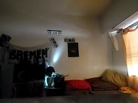 Snapshot of dangerman94 chatting on December 15, 6:23 pm dangerman94 online show from December 15, 6:23 pm