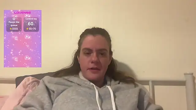 Snapshot of Jess4you0818 chatting on December 7, 10:50 pm Jess4you0818 online show from December 7, 10:50 pm