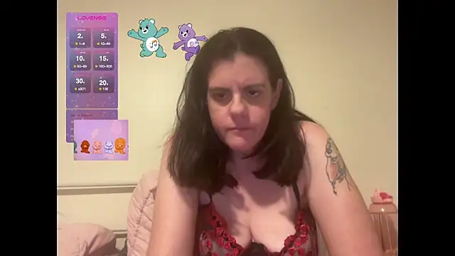 Snapshot of Jess4you0818 chatting on December 17, 2:55 am Jess4you0818 online show from December 17, 2:55 am