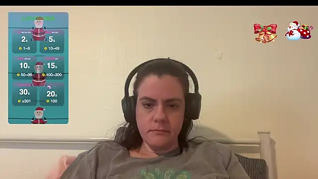 Snapshot of Jess4you0818 chatting on December 21, 1:32 pm Jess4you0818 online show from December 21, 1:32 pm