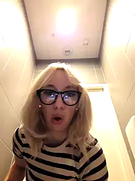 Giuliana baby online show from February 22, 8:40 am