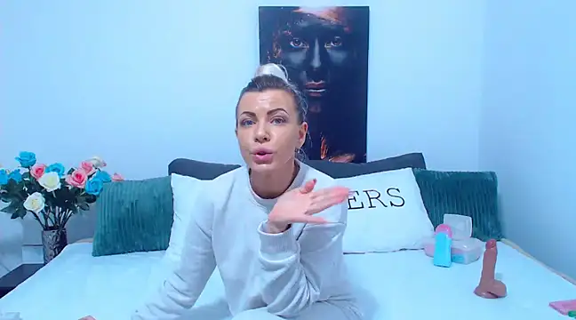 Snapshot of MiaDoll69 chatting on January 10, 5:45 pm MiaDoll69 online show from January 10, 5:45 pm