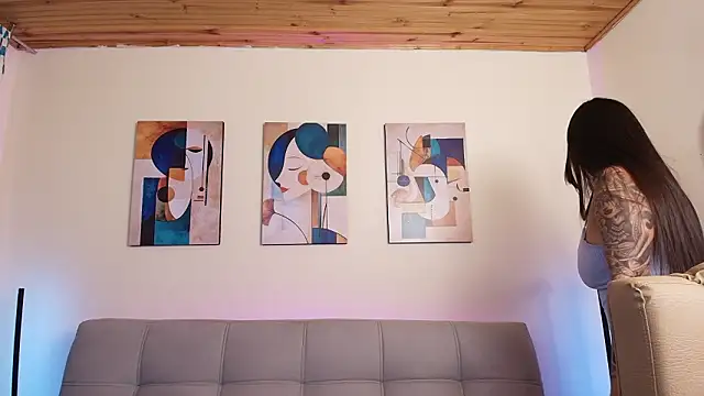 miaa saenz1 online show from February 25, 4:22 am