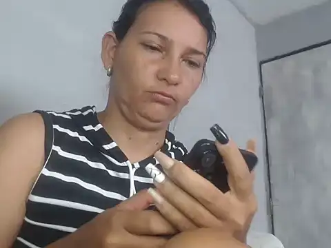 Snapshot of zoren_soto chatting on September 26, 12:53 pm zoren soto online show from September 26, 12:53 pm