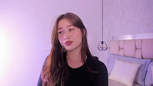 Roxie-Summers11 online show from January 14, 7:43 pm