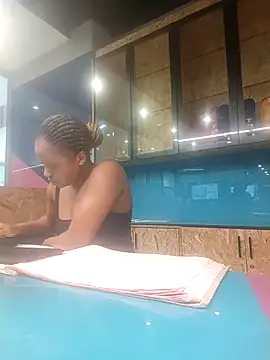 Snapshot of Sgeme325is chatting on February 22, 2:41 pm Sgeme325is online show from February 22, 2:41 pm