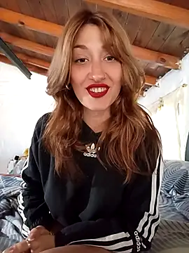 Viudanegraa online show from September 9, 12:05 pm