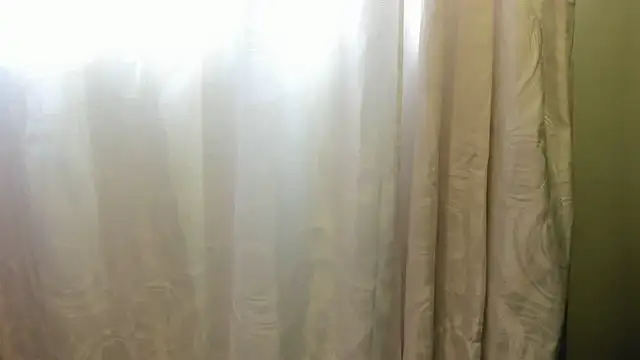 Snapshot of Emma_Jnes chatting on February 4, 5:41 pm Emma Jnes online show from February 4, 5:41 pm