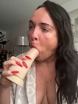 Dagmar92 online show from November 23, 8:25 am