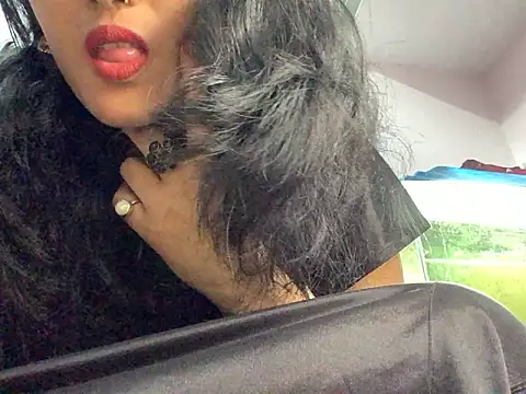 Cute-Tanya online show from December 12, 3:43 am