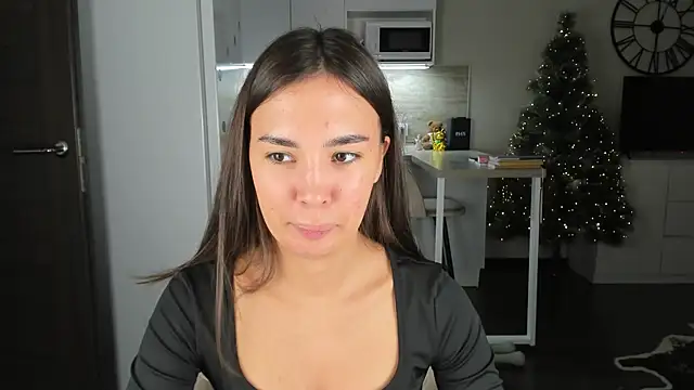 nilliluv online show from December 5, 8:27 pm