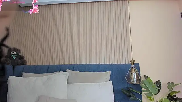 kathecute   online show from October 19, 1:39 am