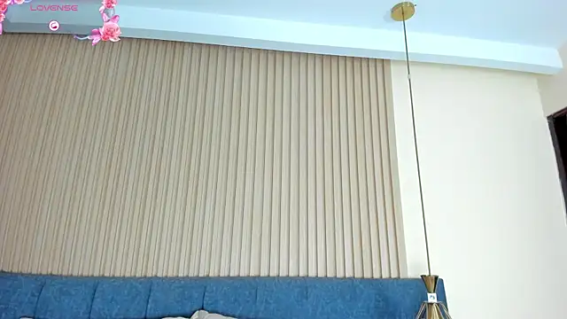 kathecute   online show from April 14, 1:44 am