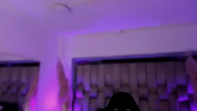 ChaynnaCooper online show from February 20, 3:25 am