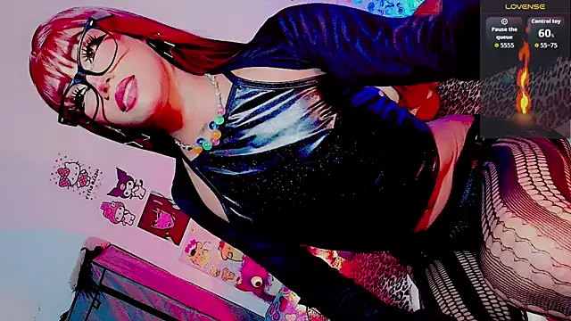 Snapshot of HELEM__S7 chatting on February 28, 11:17 pm HELEM S7 online show from February 28, 11:17 pm