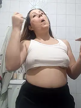 SofiEstevez online show from October 27, 11:47 am