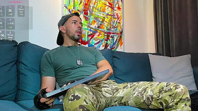 tommy raym0ndg online show from October 18, 3:24 pm