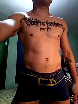 Snapshot of duromelopones chatting on October 22, 10:20 pm duromelopones online show from October 22, 10:20 pm