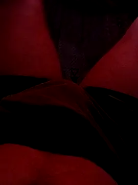 Snapshot of duromelopones chatting on October 27, 12:20 pm duromelopones online show from October 27, 12:20 pm