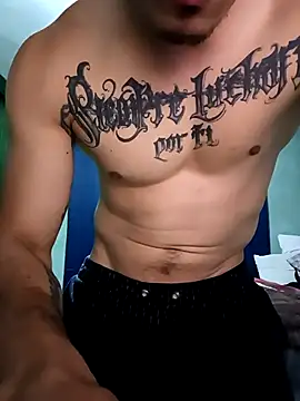 Snapshot of duromelopones chatting on October 30, 4:47 am duromelopones online show from October 30, 4:47 am