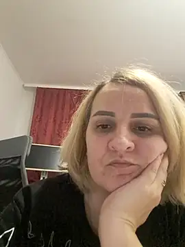 Snapshot of Malichkaanna30 chatting on February 11, 7:48 pm Malichkaanna30 online show from February 11, 7:48 pm