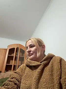 Malichkaanna30 online show from October 27, 9:35 am