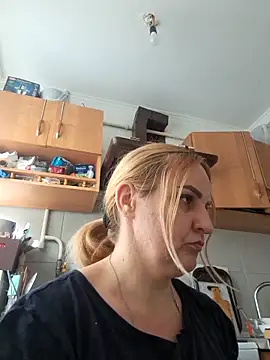 Snapshot of Malichkaanna30 chatting on February 11, 11:48 am Malichkaanna30 online show from February 11, 11:48 am