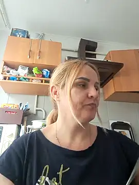 Snapshot of Malichkaanna30 chatting on February 14, 10:56 am Malichkaanna30 online show from February 14, 10:56 am