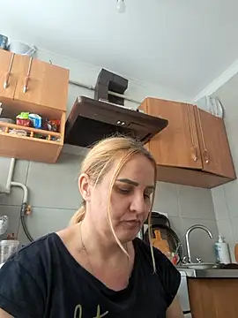 Snapshot of Malichkaanna30 chatting on February 16, 10:00 am Malichkaanna30 online show from February 16, 10:00 am