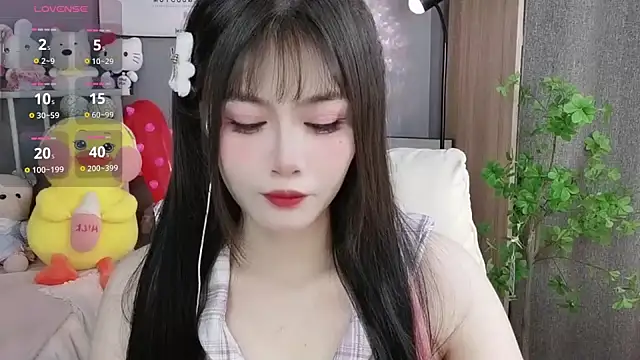 Nancy-Cindy online show from January 8, 5:15 pm
