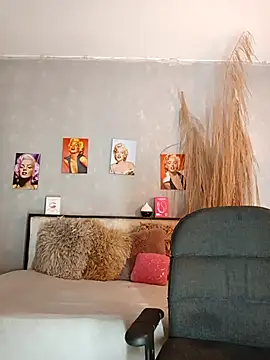 Snapshot of nahiarapalmer19 chatting on January 17, 12:15 am nahiarapalmer19 online show from January 17, 12:15 am