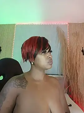 nahiarapalmer19 online show from July 25, 9:34 pm