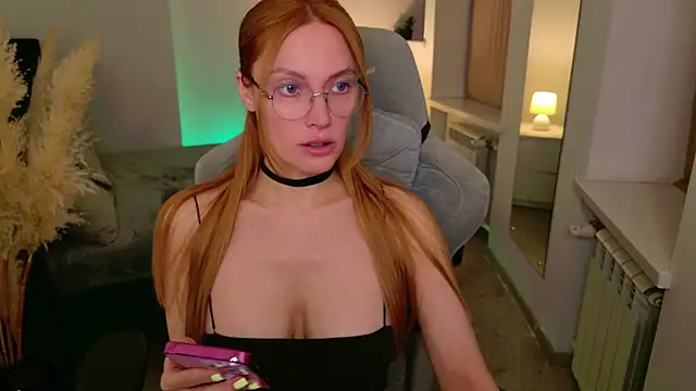 Love Call online show from October 11, 5:17 am