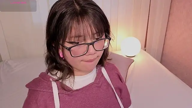 Snapshot of missy_taylor_ chatting on September 24, 7:50 pm missy taylor online show from September 24, 7:50 pm