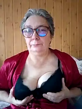 IrinaSweet54 online show from October 14, 6:36 am