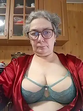 IrinaSweet54 online show from November 1, 8:27 am