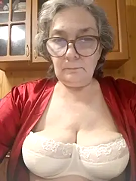 IrinaSweet54 online show from June 27, 3:17 pm