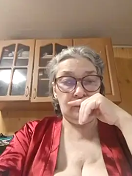IrinaSweet54 online show from July 8, 9:36 am