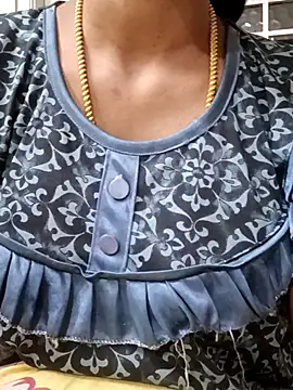 Snapshot of Ambika01 chatting on December 2, 1:28 pm Ambika01 online show from December 2, 1:28 pm