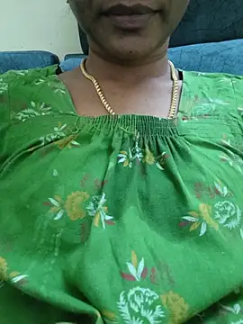Snapshot of Ambika01 chatting on July 20, 6:06 am Ambika01 online show from July 20, 6:06 am