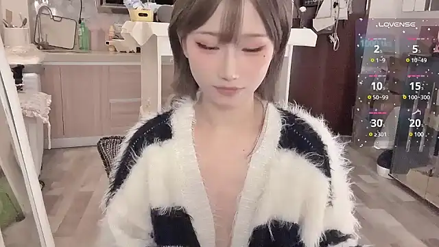 -XunMengLong- online show from February 17, 9:41 pm