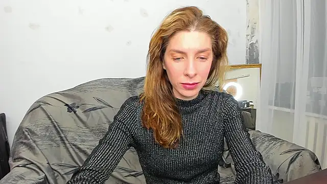 Snapshot of YourSuperModel chatting on December 16, 11:55 am YourSuperModel online show from December 16, 11:55 am