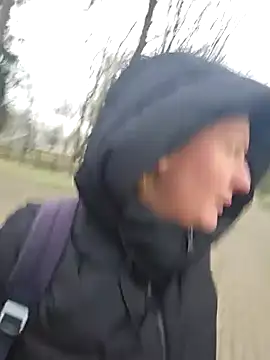 Snapshot of -Schweppes- chatting on January 21, 8:08 am -Schweppes- online show from January 21, 8:08 am