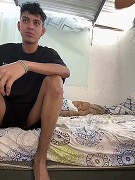 ValenSuarez25 online show from July 5, 4:14 pm