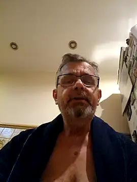 axecoman60 online show from January 14, 6:56 am
