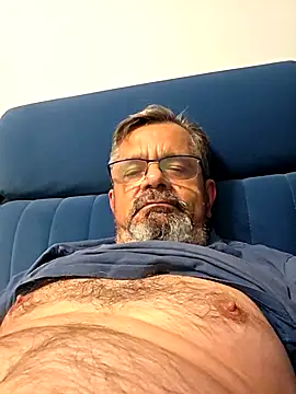 axecoman60 online show from July 15, 7:30 pm