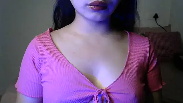 amrita2210 online show from January 8, 6:43 pm