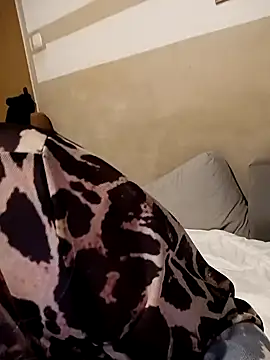 LunikaLunaX online show from January 20, 7:04 pm